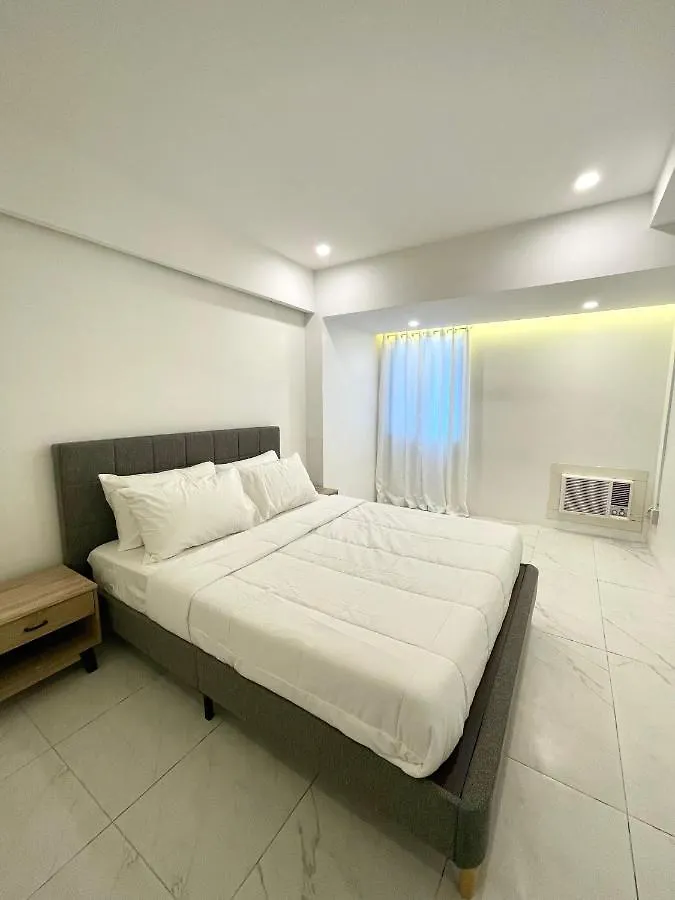 Burgundy Guest Suite Manila Philippines